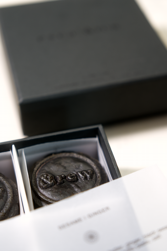 Sesame Tang-Yuan Mooncake (4pcs)